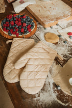 Oven Mitten Beige